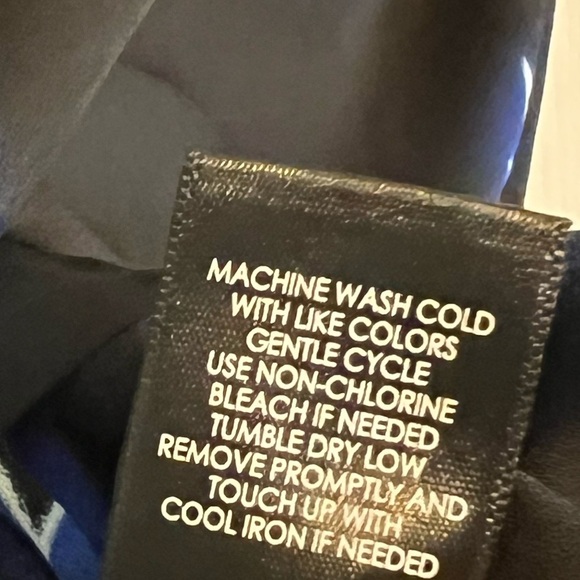 Torrid Lightening Bolt Sheer Tie Front Top Sleeveless Blouse 1X Plus Size V-neck - Picture 6 of 8